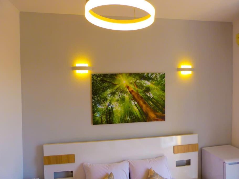 באקו Live-Inn Stunning Apartment On Azneft Sq With President Palace & Old City Views מראה חיצוני תמונה